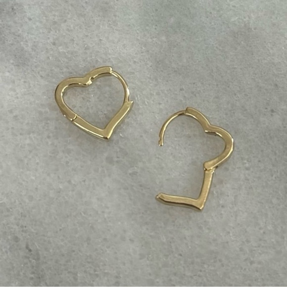 Gold Heart Shaped Huggie Hoop Earrings Brand New - Picture 5 of 5